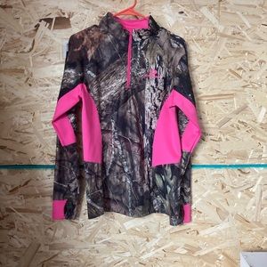 Missy Oak pink and camo pull over